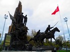 40 Usak, Atatürk Monument